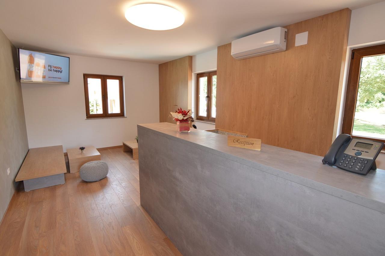 Hotel Natura Vilanija Εξωτερικό φωτογραφία