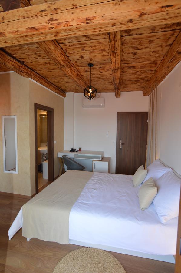 Hotel Natura Vilanija Εξωτερικό φωτογραφία