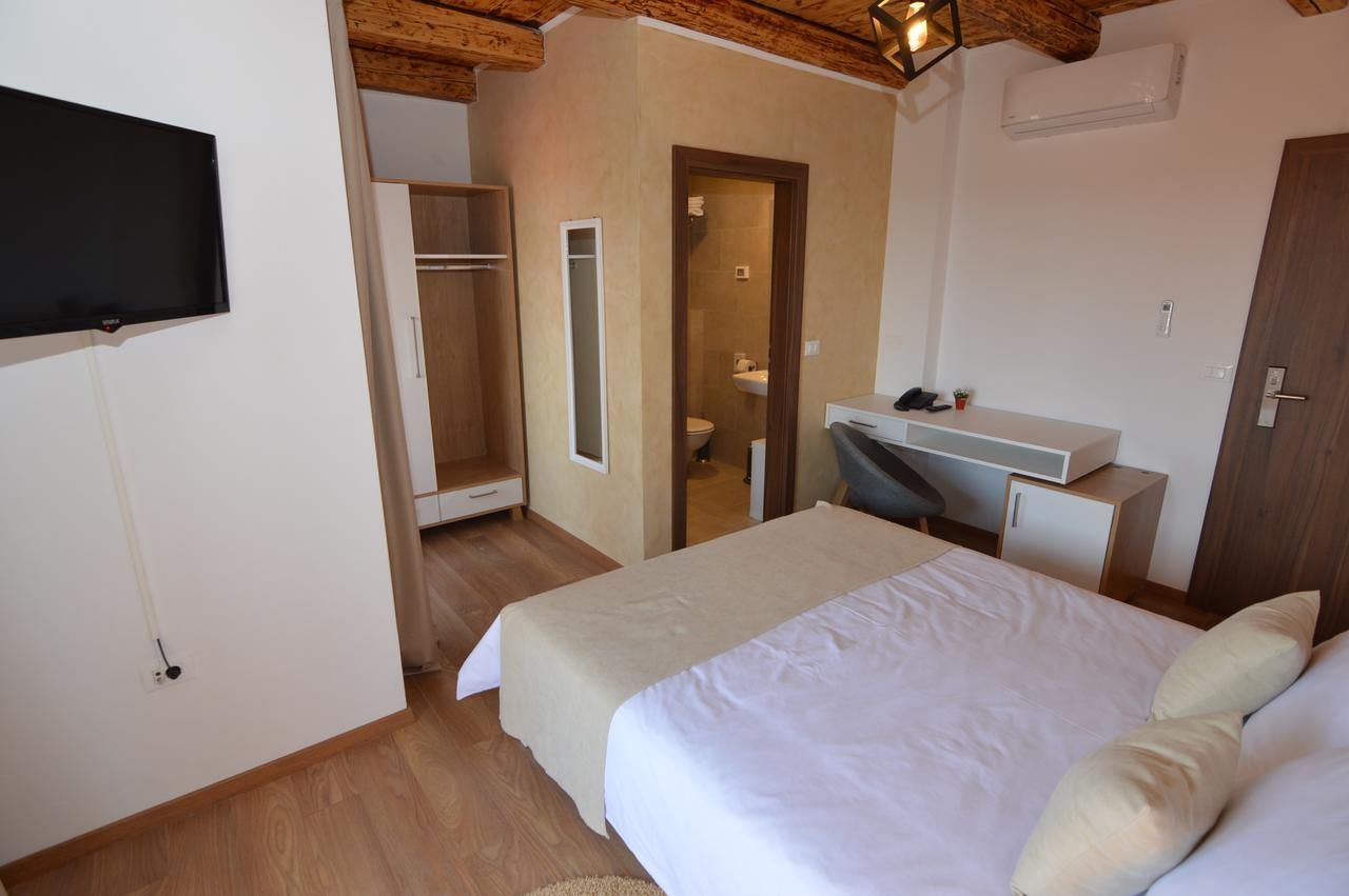 Hotel Natura Vilanija Εξωτερικό φωτογραφία