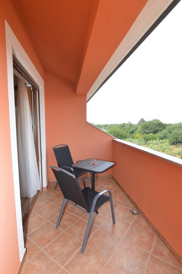 Hotel Natura Vilanija Εξωτερικό φωτογραφία